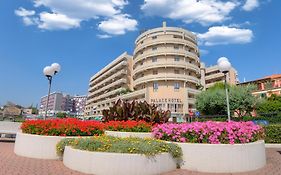 Hotel Palace